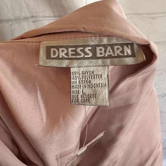 Dress Barn Pink Short Sleeve Button-Up Blouse, Large, Pre-owned - Picture 5 of 6